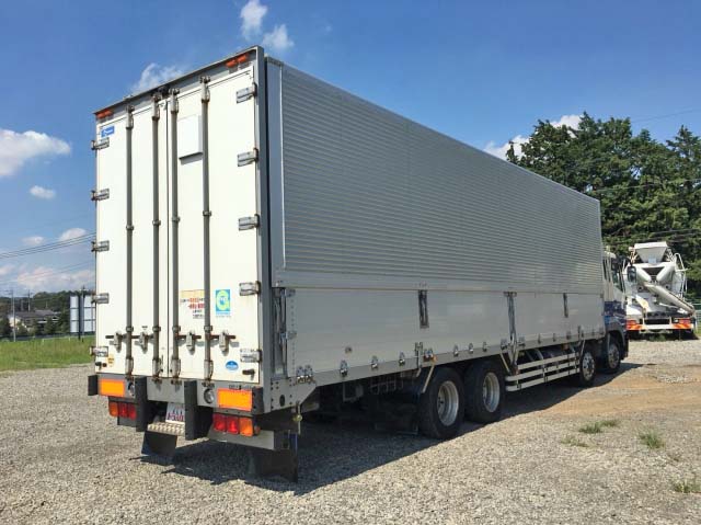 三菱ふそうスーパーグレートアルミウイング大型（10t）[写真02]