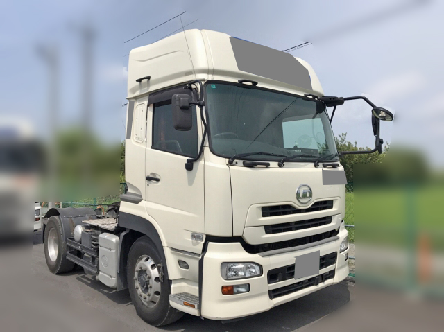 UDトラックスクオントレーラーヘッド（トラクターヘッド）大型（10t）QKG-GK6XAB [写真01]