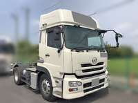 UDトラックスクオントレーラーヘッド（トラクターヘッド）大型（10t）[写真01]