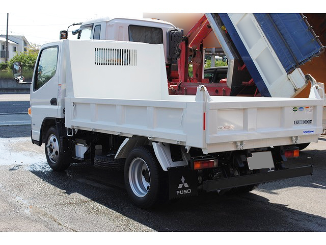 三菱ふそうキャンターダンプ小型（2t・3t）[写真02]