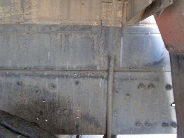 三菱ふそうファイターミキサー車（コンクリートミキサー）増トン（6t・8t）[写真19]