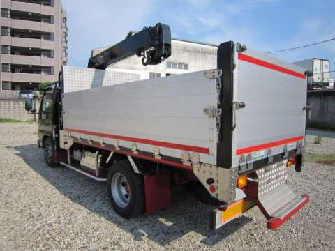 いすゞエルフクレーン3段小型（2t・3t）[写真02]