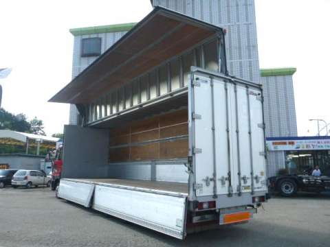 UDトラックスビッグサムアルミウイング大型（10t）[写真02]