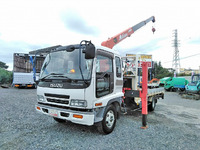 いすゞフォワードセルフクレーン3段中型（4t）[写真02]