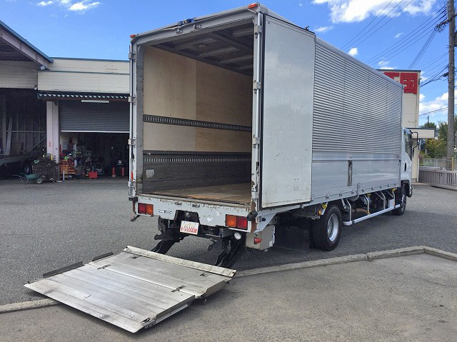 いすゞフォワードアルミウイング中型（4t）[写真02]