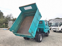 トヨタダイナダブルキャブ・ダンプ小型（2t・3t）[写真02]