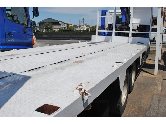 UDトラックスコンドルセルフクレーン4段増トン（6t・8t）[写真02]