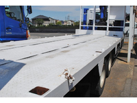 UDトラックスコンドルセルフクレーン4段増トン（6t・8t）[写真02]