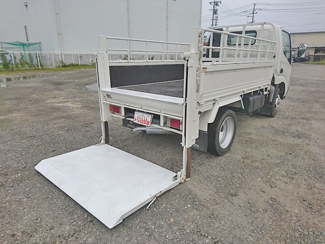 トヨタダイナ平ボディ小型（2t・3t）[写真02]