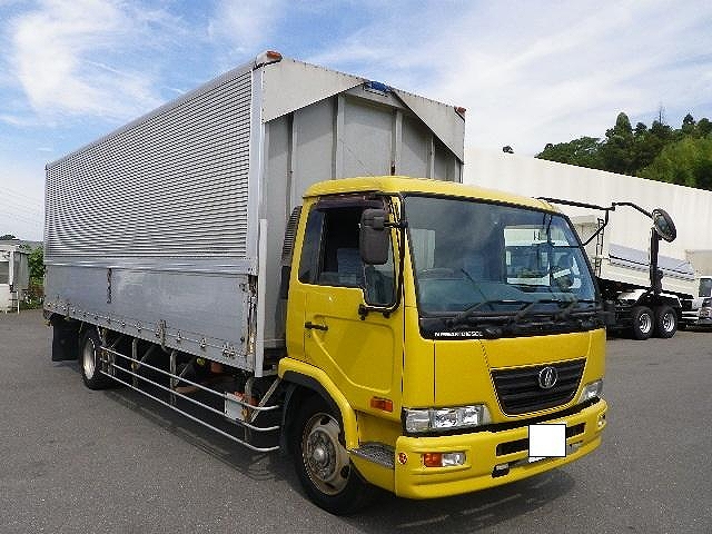 UDトラックスコンドルアルミウイング増トン（6t・8t）[写真02]