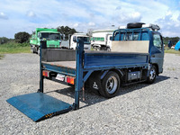 三菱ふそうキャンター平ボディ小型（2t・3t）[写真02]