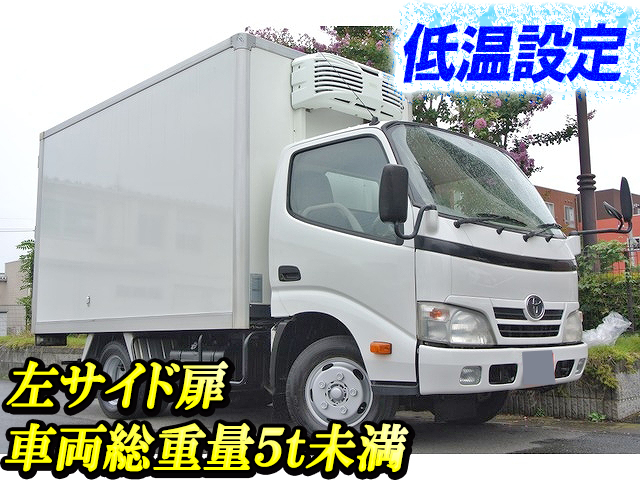 トヨタトヨエース冷凍車（冷蔵車）小型（2t・3t）BKG-XZU508 [写真01]