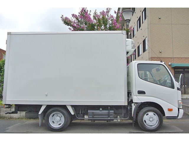 トヨタトヨエース冷凍車（冷蔵車）小型（2t・3t）[写真03]
