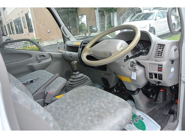 トヨタトヨエース冷凍車（冷蔵車）小型（2t・3t）[写真35]