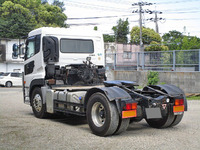 UDトラックスクオントレーラーヘッド（トラクターヘッド）大型（10t）[写真02]