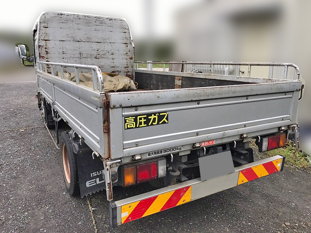 いすゞエルフ平ボディ小型（2t・3t）[写真02]