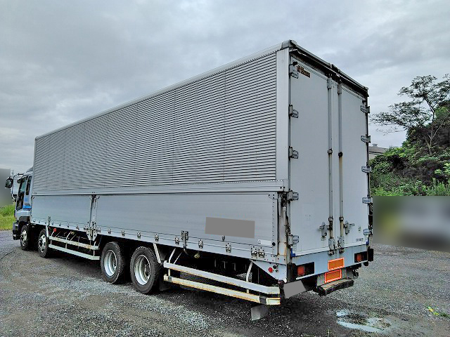 いすゞギガアルミウイング大型（10t）[写真02]