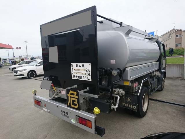 三菱ふそうキャンタータンク車（タンクローリー）小型（2t・3t）[写真02]