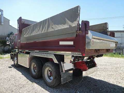 いすゞギガダンプ大型（10t）[写真02]