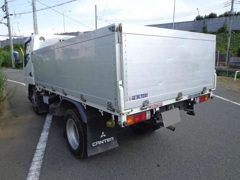 三菱ふそうキャンターアルミブロック小型（2t・3t）[写真02]