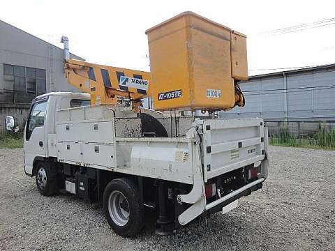 いすゞエルフ高所作業車小型（2t・3t）[写真02]