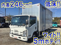 いすゞエルフアルミバン小型（2t・3t）[写真01]