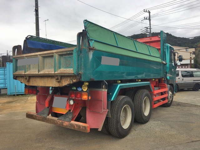 UDトラックスクオンダンプ大型（10t）[写真02]