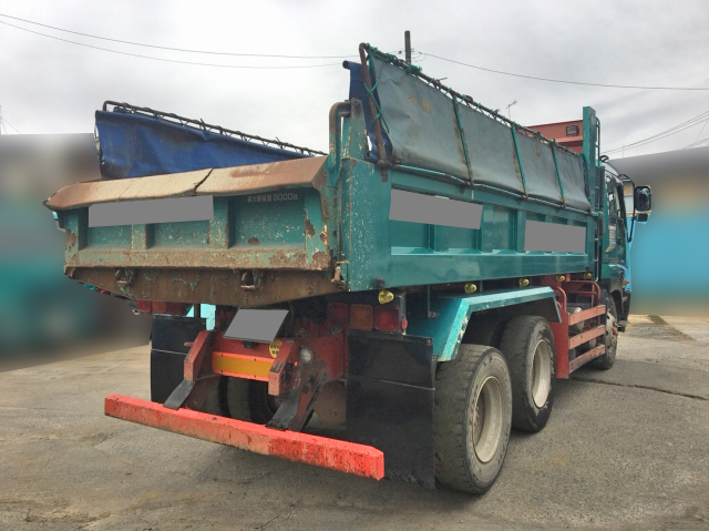 いすゞギガダンプ大型（10t）[写真02]