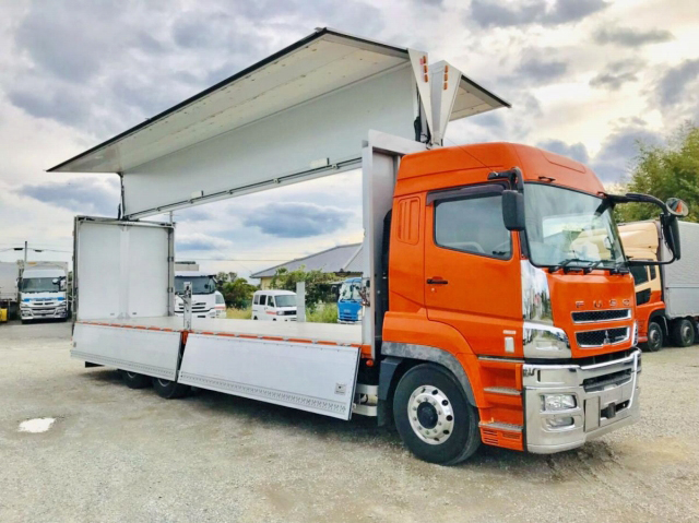三菱ふそうスーパーグレートパネルウイング大型（10t）[写真02]