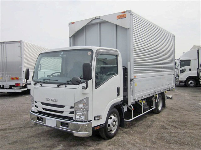 いすゞエルフアルミウイング小型（2t・3t）[写真02]