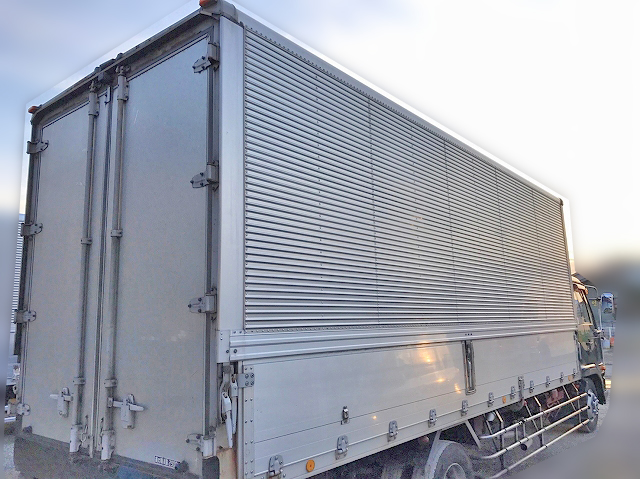 UDトラックスコンドルアルミウイング中型（4t）[写真02]