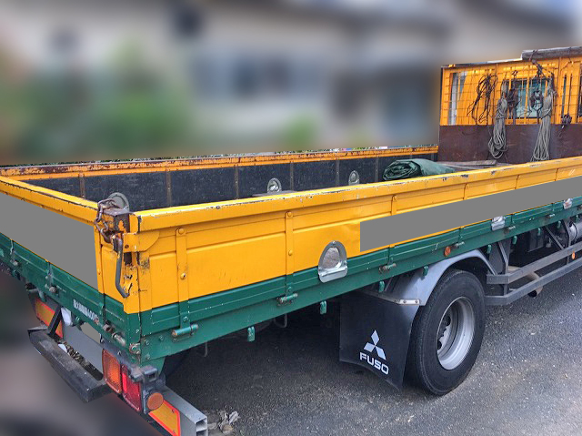 三菱ふそうファイター平ボディ中型（4t）[写真02]