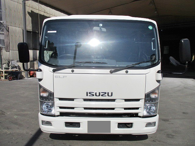 いすゞエルフダブルキャブ（Wキャブ）小型（2t・3t）[写真02]