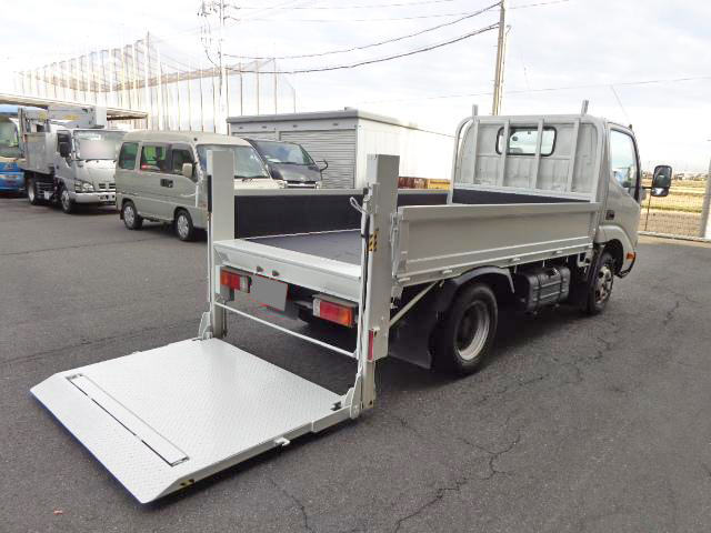 トヨタダイナ平ボディ小型（2t・3t）[写真02]