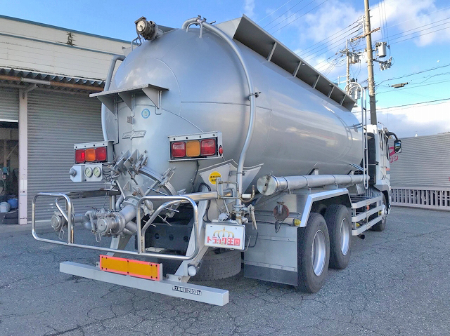 三菱ふそうスーパーグレートバルク車（粉粒体運搬車）大型（10t）[写真02]