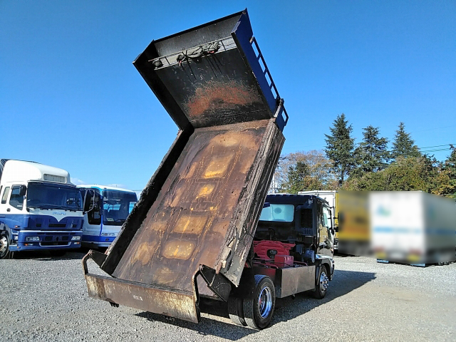 日野レンジャーダンプ中型（4t）[写真02]