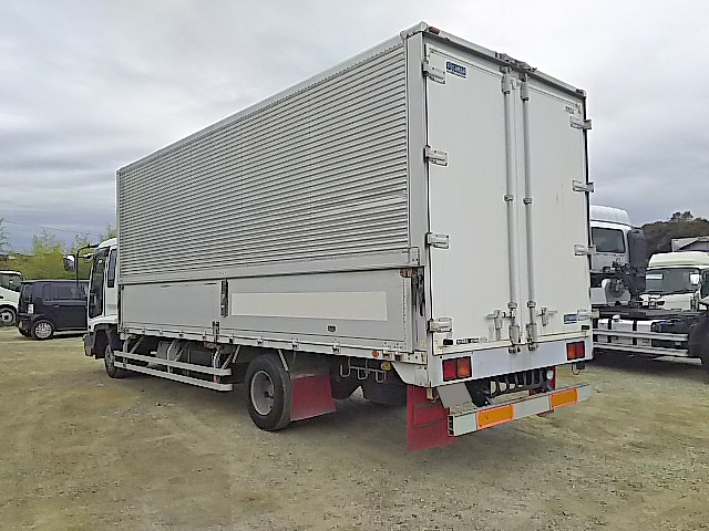 いすゞフォワードアルミウイング中型（4t）[写真02]