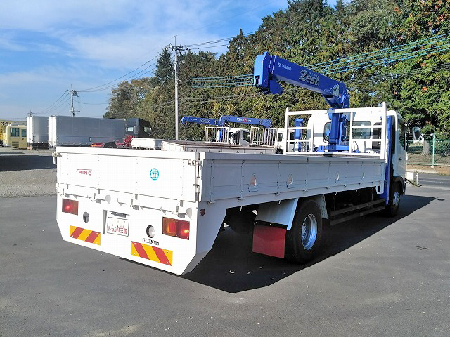 日野レンジャーセルフクレーン3段中型（4t）[写真02]