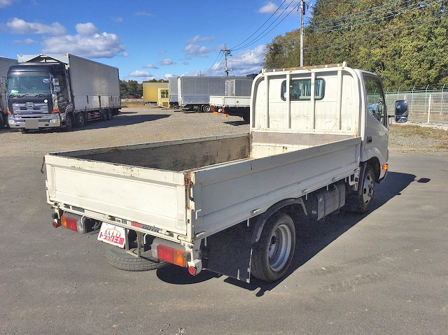 日野デュトロ平ボディ小型（2t・3t）[写真02]