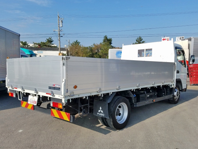 三菱ふそうキャンターアルミブロック小型（2t・3t）[写真02]