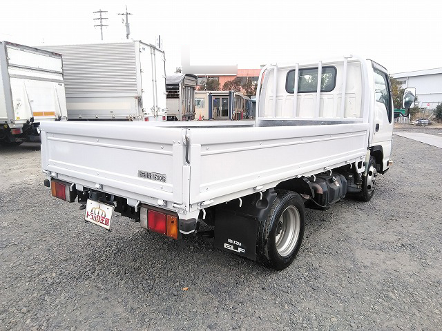 いすゞエルフ平ボディ小型（2t・3t）[写真02]