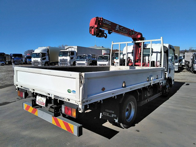 いすゞエルフユニック3段小型（2t・3t）[写真02]