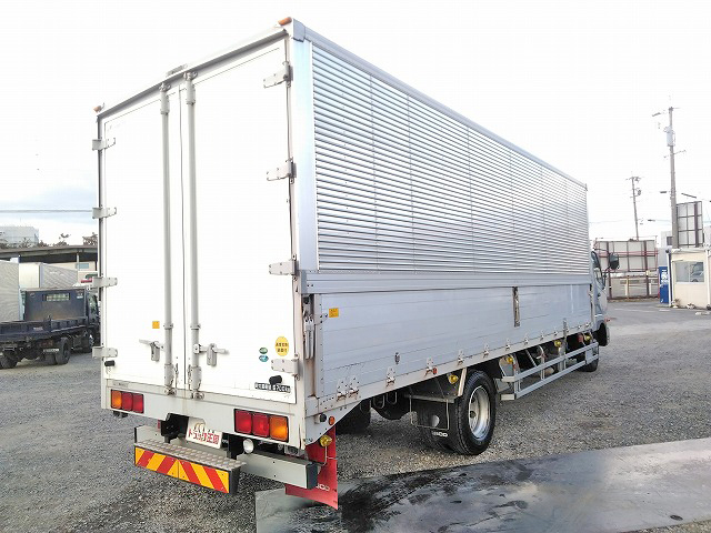 三菱ふそうファイターアルミウイング増トン（6t・8t）[写真02]