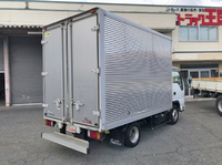 マツダタイタンアルミバン小型（2t・3t）[写真02]
