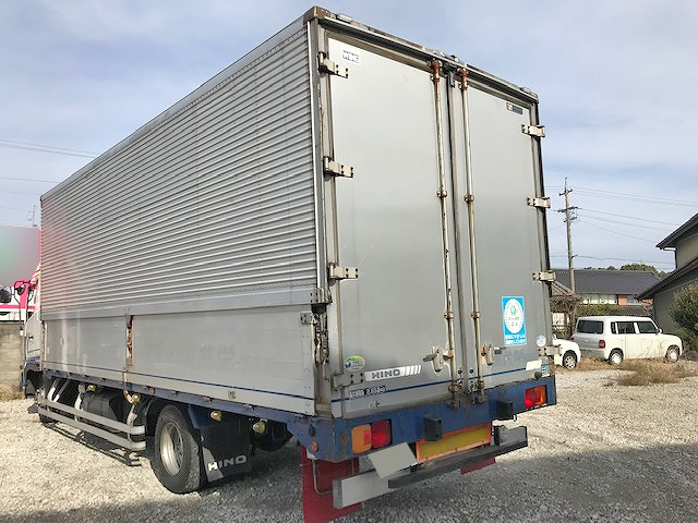 日野レンジャーアルミウイング中型（4t）[写真02]