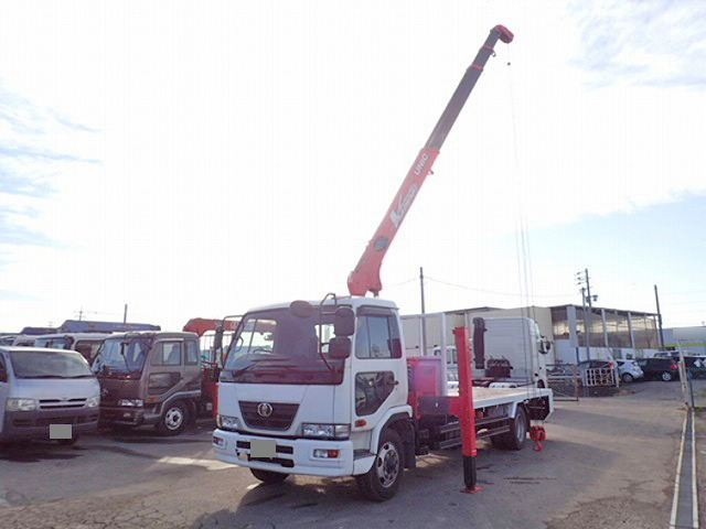 UDトラックスコンドルセルフクレーン4段増トン（6t・8t）[写真02]