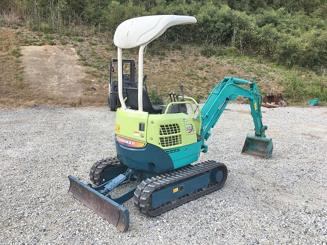 ヤンマーミニユンボ（ミニバックホー）[写真02]