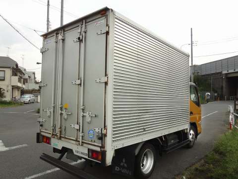 三菱ふそうキャンターアルミバン小型（2t・3t）[写真02]