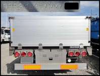 いすゞフォワードクレーン3段中型（4t）[写真02]