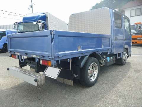 三菱ふそうキャンターダブルキャブ（Wキャブ）小型（2t・3t）[写真02]